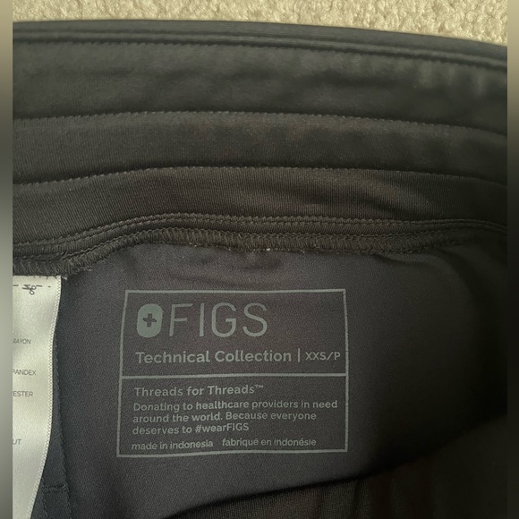 2 FIGS scrub sets CHARCOAL and MOSS XXS - Picture 7 of 15